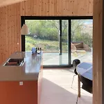 Modern Summer House Overlooking The Water 度假居 福堡