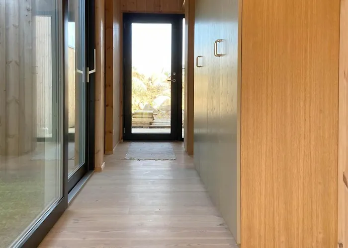 Semesterbostad Modern Summer House Overlooking The Water Fåborg