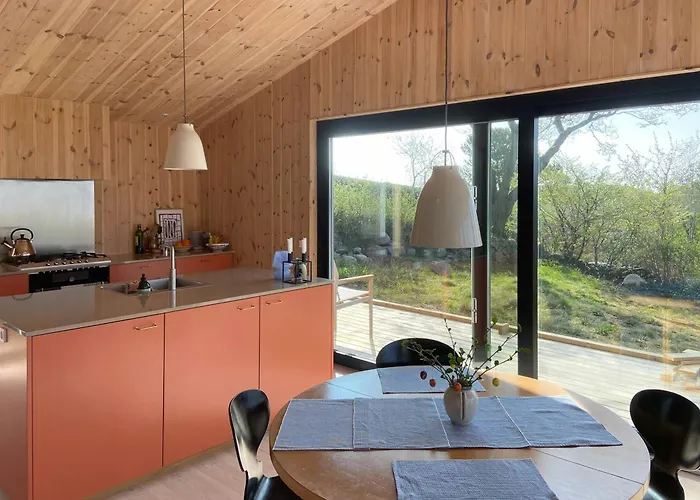 Modern Summer House Overlooking The Water Semesterbostad