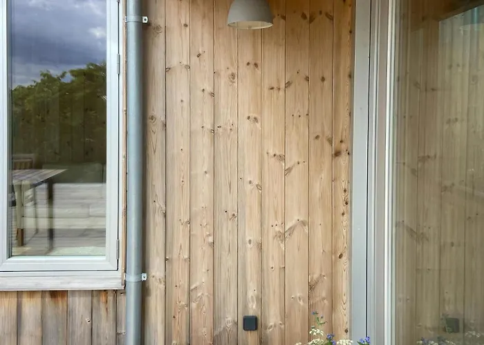 Modern Summer House Overlooking The Water Semesterbostad *