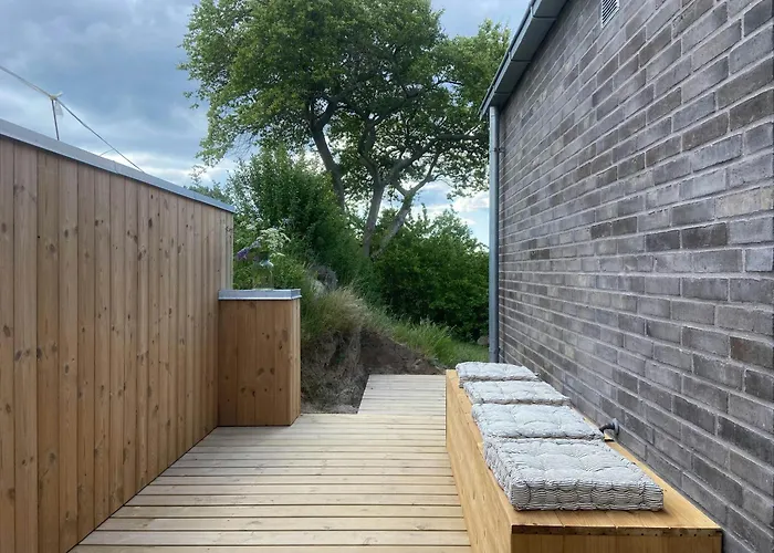 Modern Summer House Overlooking The Water Semesterbostad *